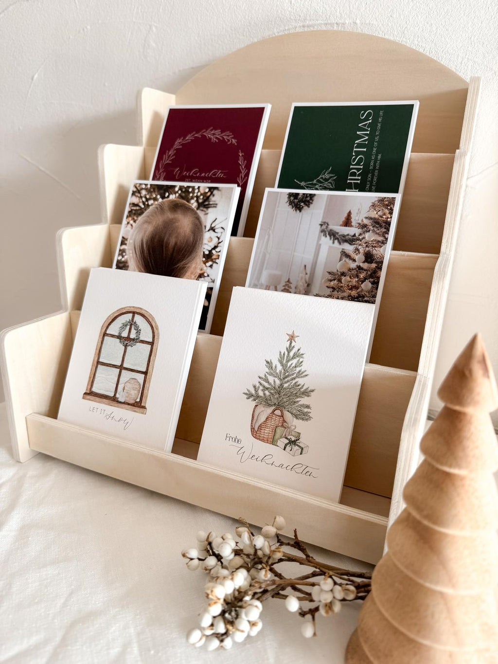 Postkarte „Merry Christmas“ – Minimalistische Weihnachtskarte mit Mistelzweig & christlicher Botschaft